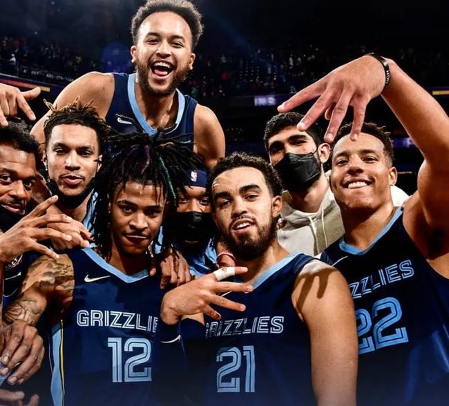 火箭主帅乌度卡谈伊森伤情-雷竞技在线入口